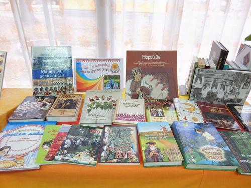 В дружбе народов — единство России