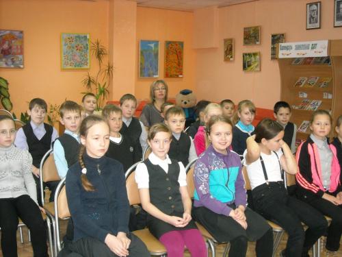 Он весь недопетая песня